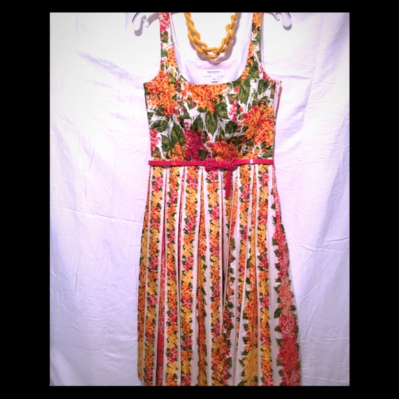 Isaac Mizrahi Dresses & Skirts - Spring/summer dress